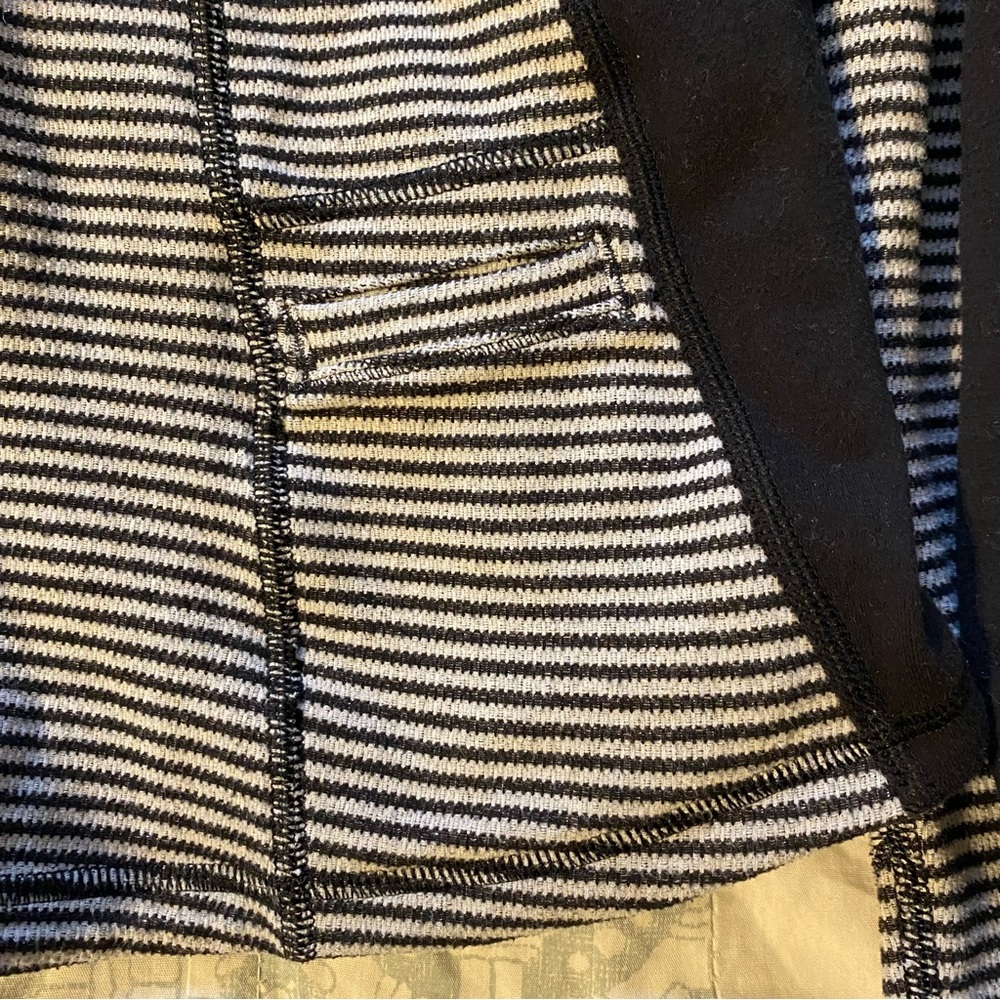 Lululemon Run U-Turn Pullover Mini Check Pique Black Gray Size 12 - Picture 6 of 9